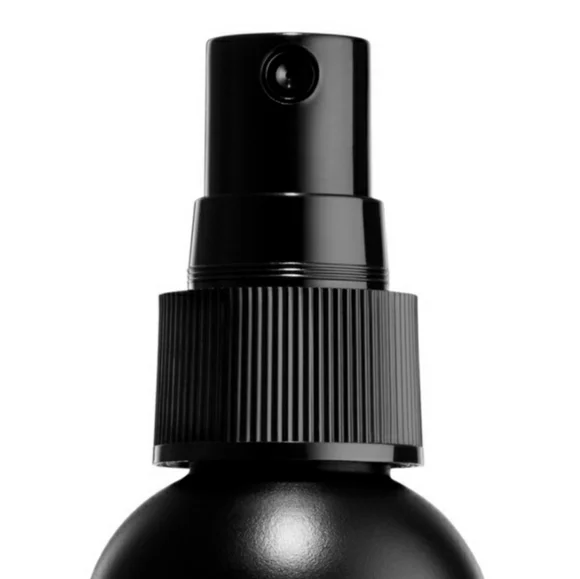 NYX PLUMP FINISH PLUMPING SETTING SPRAY. - Picture 4 of 8